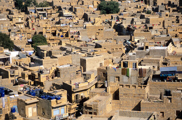 Jaipur seen from a distance and from above. 