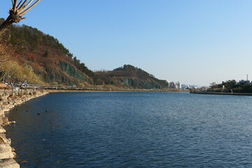 Natural scenery along the Jinju River
