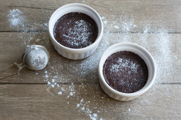 Obraz na płótnie Canvas Top view of the baked liquid chocolate soufflé.