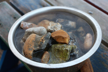 Dog's dinner of stones