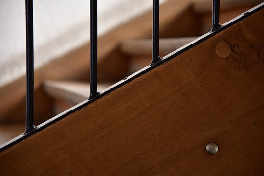 Treppen, Treppenhaus, Geländer - Powered by Adobe