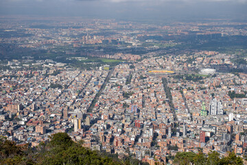 Mirador sobre Bogota desde el Alto de la Cruz 