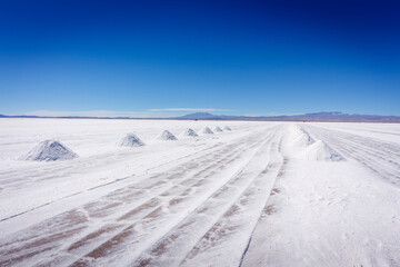 Fototapeta na wymiar Heap of salt. Salar De Uyuni. Bolivia.