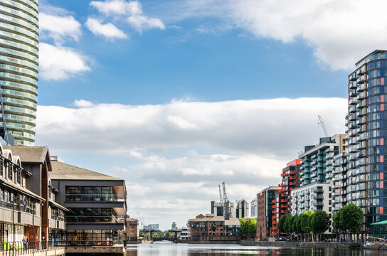 South Quay Plaza at the Isle of Dogs, Millwall, London