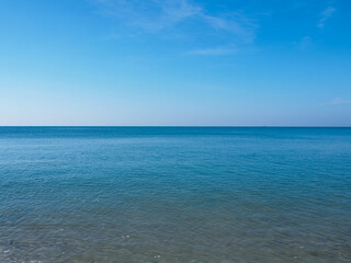 Obraz premium Beachside during the day with clear sky and beautiful beaches in Thailand.