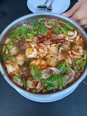 thai noodle soup with shrimp
