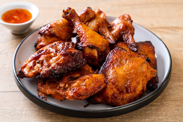 grilled and barbecue chicken