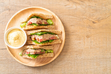 Homemade Tuna Sandwich