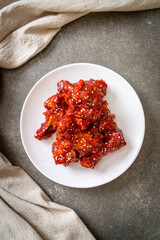 fried chicken with spicy sauce