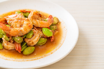 Stir-Fried Twisted Cluster Bean with Shrimp