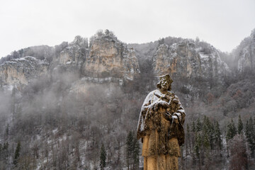 Obraz premium Oberes Donautal im Winter / Bei Beuron