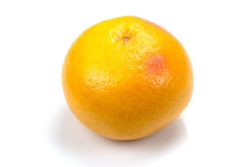 pomelos isolé sur un fond blanc