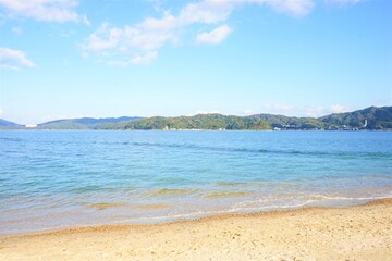 Fototapeta na wymiar View of Amanohashidate Beach with clear water , Kyoto, Kansai Region, Japan - 天橋立海水浴場 日本三景 京都