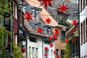 Konviktstraße in Freiburg in der Weihnachtszeit