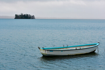Naklejka premium boat on the beach