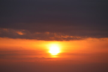 伊良湖岬から見るの迫力ある絶景　日の出