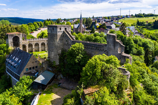 Aerial view Hohenstein Castle, Felsenburg, Bad Schwalbach, Rheingau-Taunus-Kreis Hesse, Germany