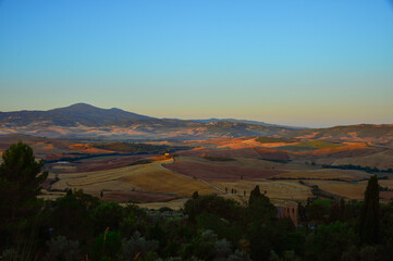 Toskana, Val d'Orcia im Morgenlicht