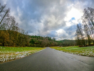 Photo recordings from the Bavarian Forest with ultra wide angle lens in winter