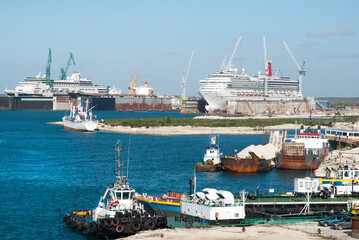 Grand Bahama Island Port Ships