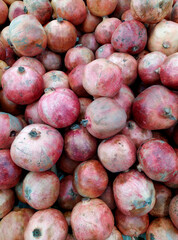 Selling fresh fruit. Pomegranate.