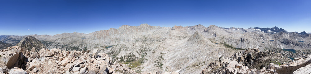 Fototapeta na wymiar Panorama From The Socialite Peak Looking Across Evolution Valley