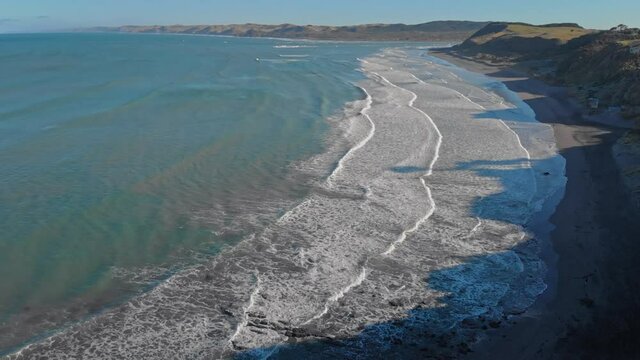 Ngarunui Beach, Raglan Coastline, New Zealand