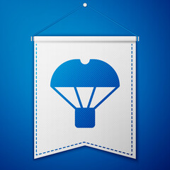 Fototapeta na wymiar Blue Box flying on parachute icon isolated on blue background. Parcel with parachute for shipping. Delivery service, air shipping. White pennant template. Vector.