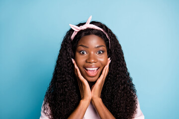 Close-up portrait of lovely cheerful amazed wavy-haired brunette girl incredible news reaction...