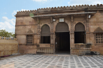 Jhulta Minar in Ahmedabad is well known for its swaying minarets more commonly known as Jhulta...