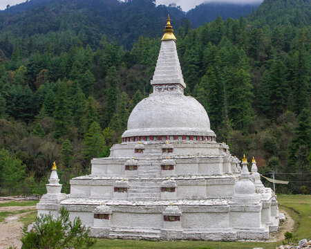 Front view of Buddhist monument Chendebji chorten near Trongsa in Central Bhutan, a stupa built in the Nepalese style