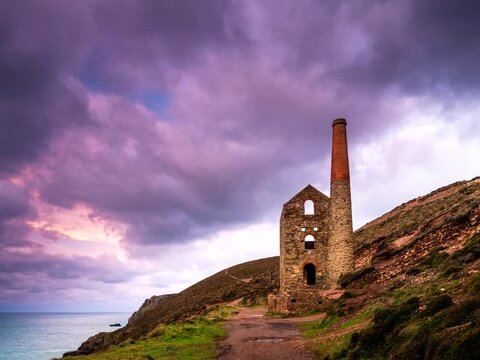 Time Lapse movie of Chapel Porth Mine in St. Agnes in Cornwall, Europe