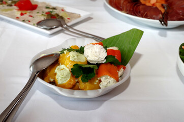 Gefüllte Paprika als Vorspeise