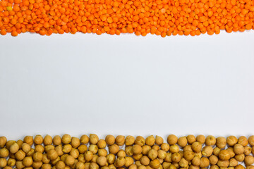 Above the frame are lentils, and the bottom is chickpeas. There is a place for an inscription in the middle