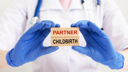 Partner childbirth inscription. Supporting child delivery process
