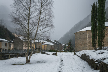 Salau village pyrénéen sous la neige