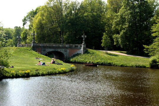 The public park in the Hanseatic City of Bremen is very popular. Bremen, Germany, Europe
