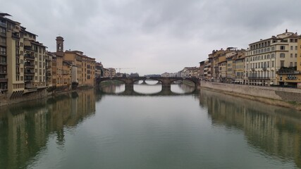 Fototapeta na wymiar Ponte Santa Trinita in Florenz