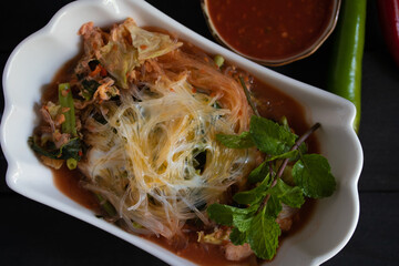 Sukiyaki vermicelli on black background