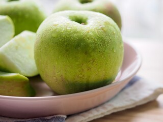신선한 유기농 과일 녹색사과 
