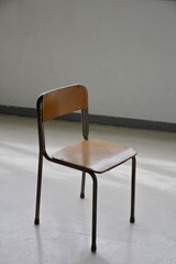 学校の椅子