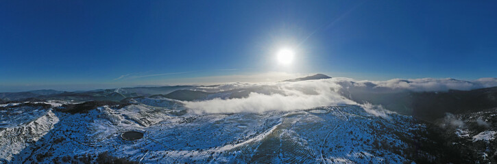 Fototapeta premium 180 degree virtual reality panorama of Nebrodi lakes valley in winter time with view of Etna volcano, Sicily, Italy.