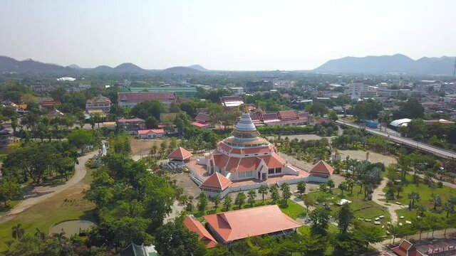 Flying a drone around Thai budist temple