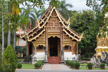 Fototapeta premium Wihan Lai Kham at Wat Phra Singh, Chiang Mai