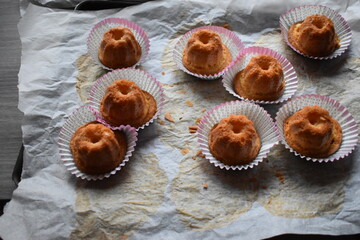 Mini baba au rhum