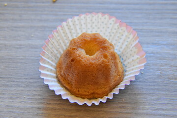 Mini baba au rhum