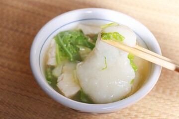 すまし汁タイプの雑煮　愛媛県中予〜南予