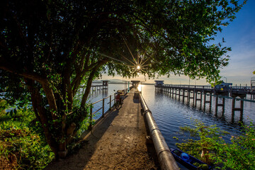 The background of the morning light, the wallpaper of the Twilight sky, the lake or the sea, is a natural beauty, seen between travel.