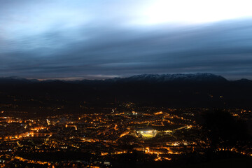 Fototapeta premium Night photo of the city of Oviedo