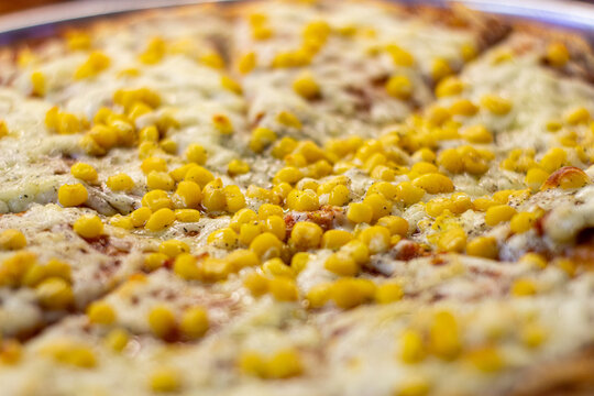 Pizza Con Maiz Y Queso, Foto De Producto, Toma Detalle, Macro.